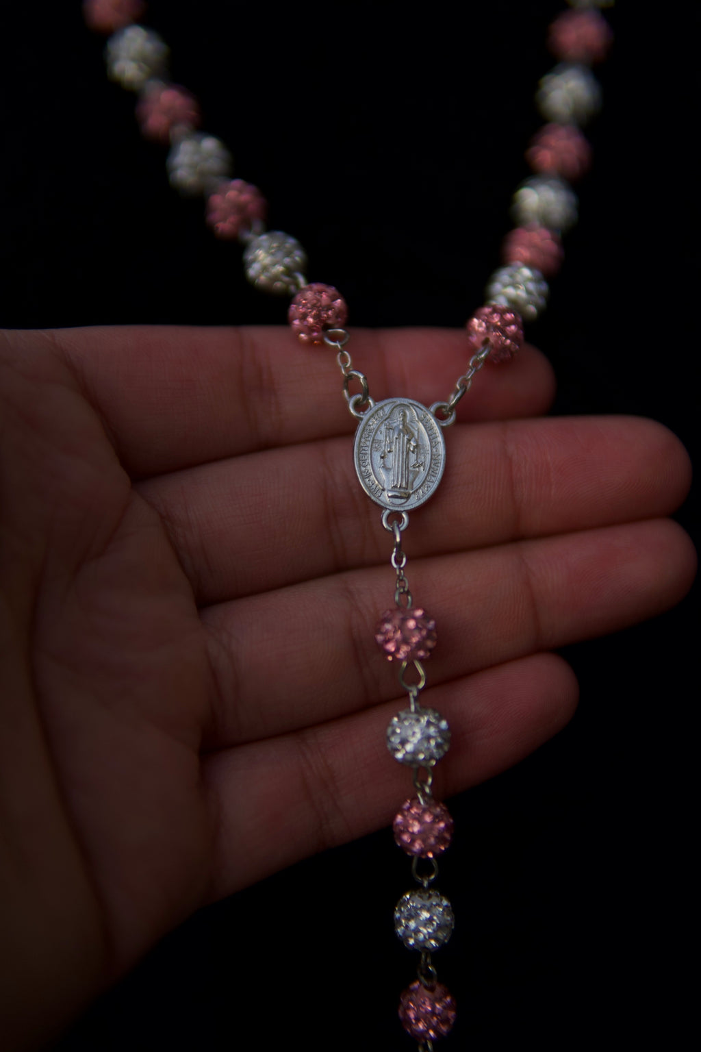 GlassHouse™ ROSE ORB CHAIN