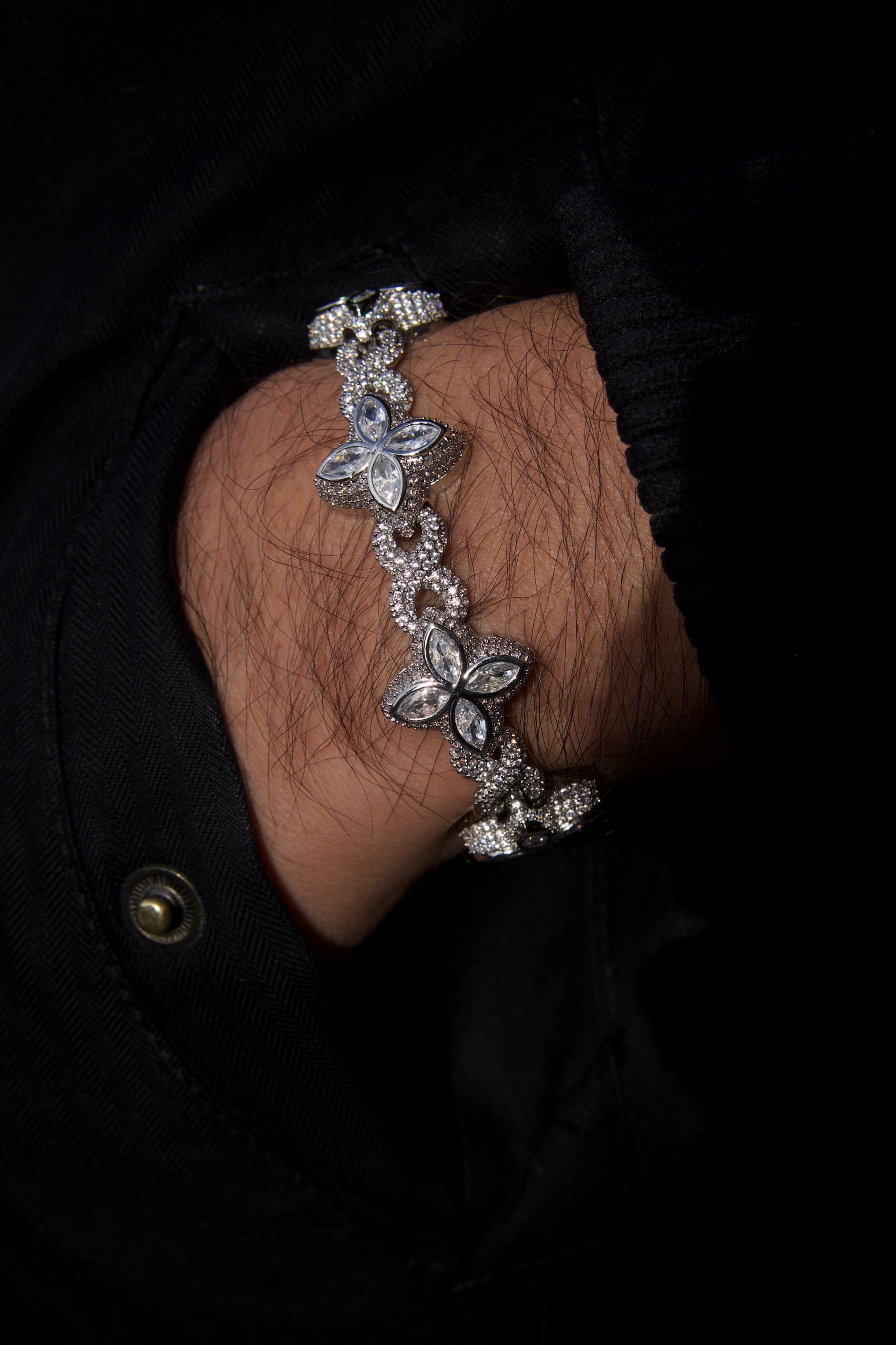 GlassHouse™ ICED CHARM BRACELET