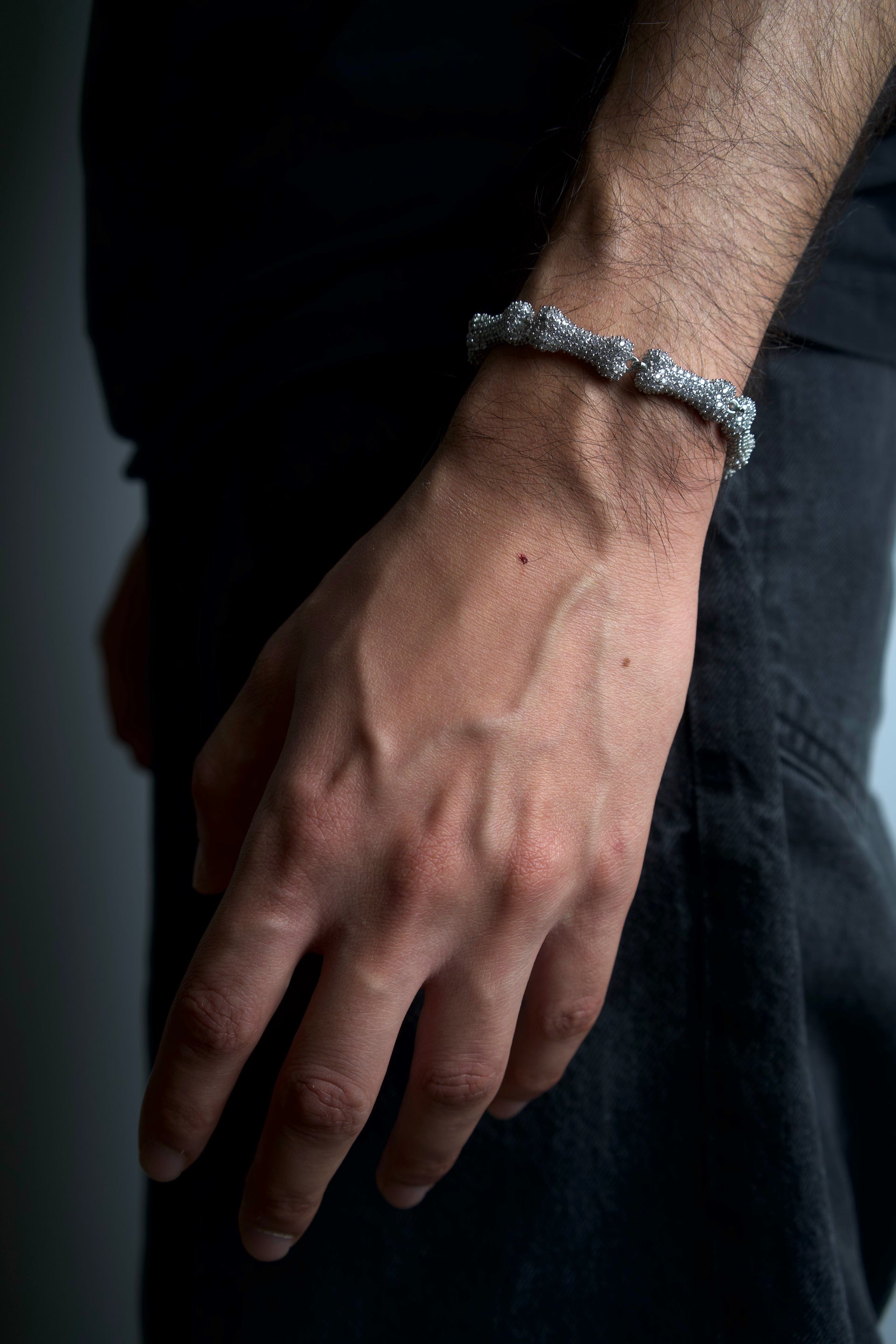 GlassHouse™ 5mm SILVER BONE BRACELET