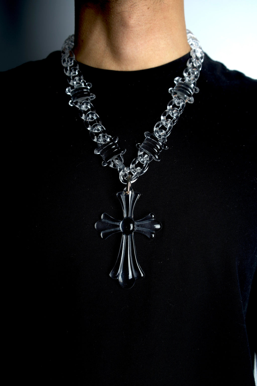 GlassHouse™ GLASS CROSS CHAIN SET