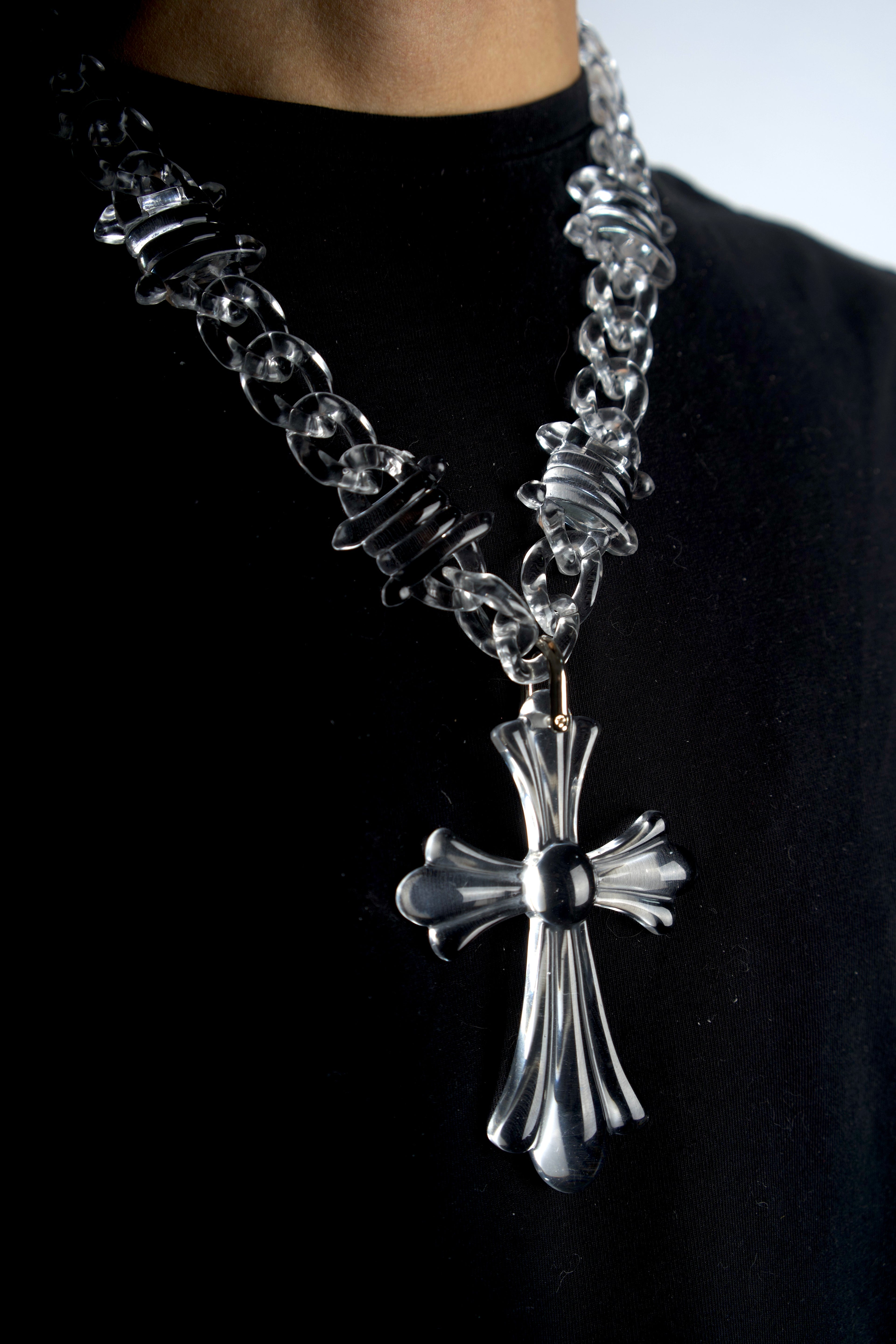 GlassHouse™ GLASS CROSS CHAIN SET