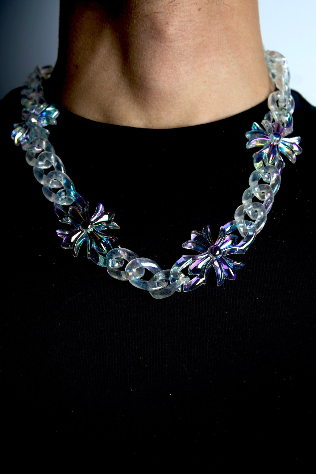 GlassHouse™ IRIDESCENT MULTI-CROSS CHAIN